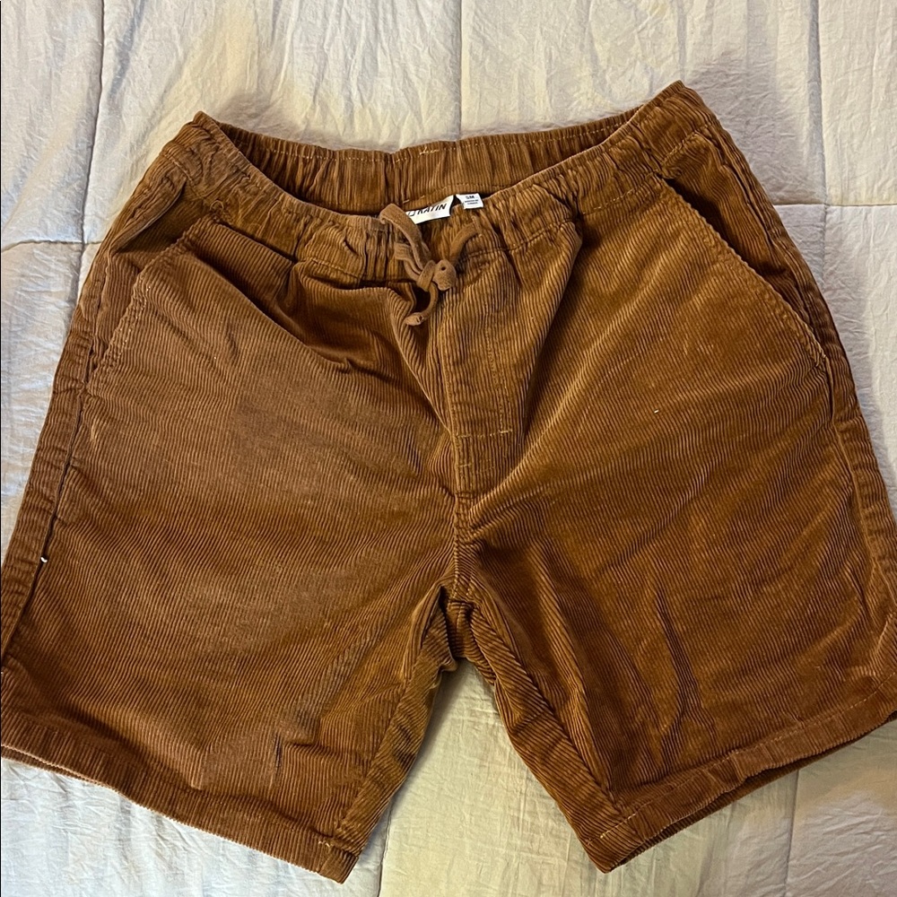 Katin cord shorts. Caramel color. stretchy